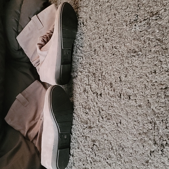 Boots - Picture 2 of 2